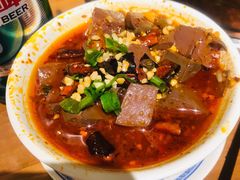 土冒血旺-炉小二铜锅牛蛙•川湘菜(三里屯店)