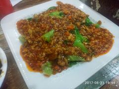 -响吃川菜(赣坊1969文化创意产业园店)