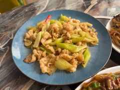 -潮隆牛肉美食城(莲花路店)