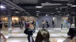 点击看大图 -Hyun极炫舞蹈