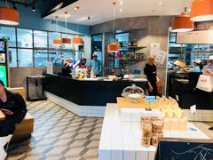 -Dough&Joe团憩(瑞虹天地月亮湾店)