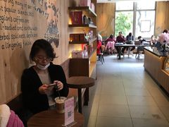 -星巴克(汾阳路店)