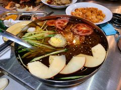 -马路牙子烧烤音乐酒馆(望京店)