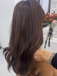 -V7 HAIR SALON