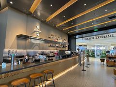 -星巴克臻选(上海合生汇1F店)