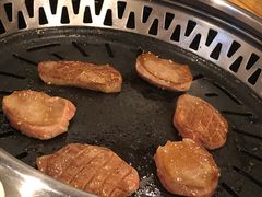 上等牛舌-炼火烤肉店