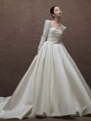-LOVINA洛维娜婚纱礼服