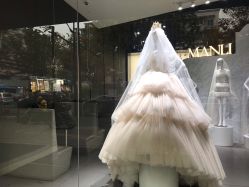 -MANLI BRIDAL婚纱
