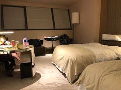 -上海滴水湖皇冠假日酒店