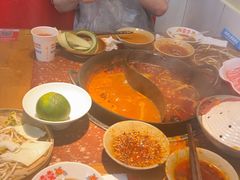 -赵美丽·重庆社区火锅·直营店(火车东站·中豪国际店)