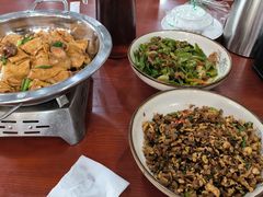 -湖南人家湘菜馆(镇江路店)