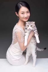 -VV新娘婚纱礼服体验馆