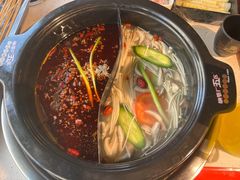 鸳鸯锅-钢管厂五区小郡肝火锅串串香(清河店)