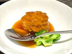 蛋黄狮子头-前海沿·海鲜水饺青岛菜(乐客城店)