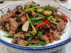 -老板很二(吉大店)