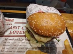 -The Habit Burger Grill 哈比特汉堡(爱琴海店)