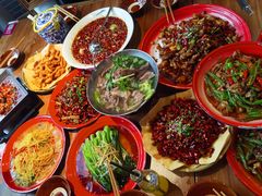 -半步颠小酒馆(繁花中心)