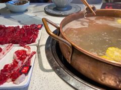 吊龙-牛村来人潮汕牛肉火锅(西单店)