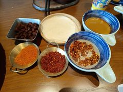 -包整·丝娃娃(一览甲秀楼风景店)