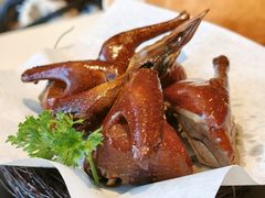 爆汁脆皮乳鸽-虾饺妹·酒家(海珠广场店)
