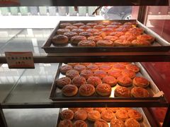 -香港元朗荣华月饼(十八甫路店)