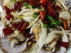 油泼扇贝-天伦海鲜·老味道·青岛菜(栈桥天主教堂店)