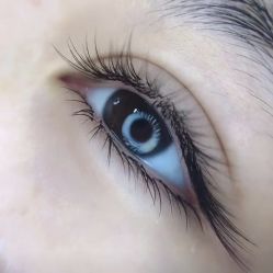 -LWL nail studio美甲美睫工作室