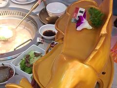 -三头牛·潮汕牛肉生蚝火锅 (夏湾店)