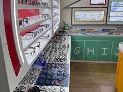 -美空眼镜·星趣控·新乐学·控优点合作店(周浦万达店)