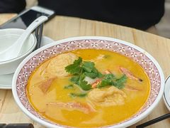 泰式海鲜汤米线-华仔哥牛杂餐室