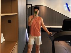 -广州南站万科中心亚朵酒店