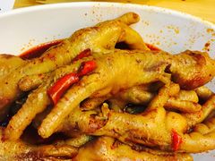 -二孃鸡爪爪(东郊记忆店)