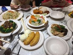 -关夫人餐厅(阳光广场店)