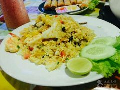 -Jungle Kitchen
