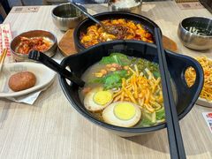 -桂在香知桂林米粉(红博中央公园店)
