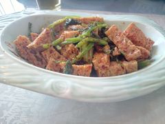 -马尔龙新疆饭店·清真(瑞景店)