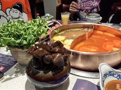 -牛村来人潮汕牛肉火锅(西单店)