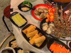 -鲜入围煮花胶鸡海鲜火锅