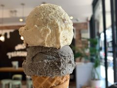 水泥黑芝麻-Dal Cuore 达可芮冰淇淋(陕西北路店)