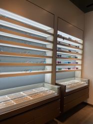 -唯儿诺儿童医院·儿科·眼科·口腔(海岸城店)