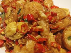 -阿瓦山寨·湘菜现炒·剁椒鱼头王(咸阳总店)