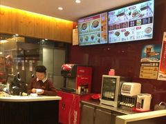 -南城香·饭香串香馄饨香(青年路店)
