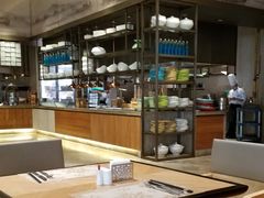 -华邑酒店·鲜艳全日自助餐厅