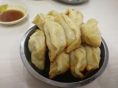 -黄阿姨锅贴大王(万航渡路店)