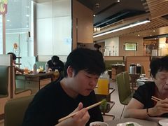 -海底捞火锅(新松江路店)