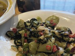 -头上红煨盐鸡·非遗院子餐厅