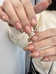 -U+nail优加专业美甲美睫