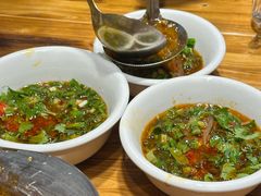 -乡土特色.冷锅鱼.牦牛肉汤锅