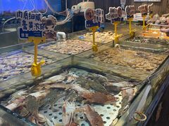 -领鲜活海鲜榴莲自助火锅(东门店)