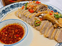 -客家大院·非遗赣南客家菜(郁孤台店)